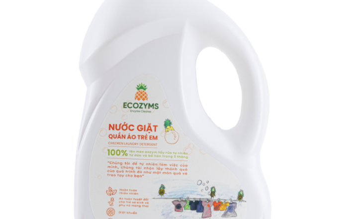 Nước Giặt Quần Áo Trẻ Em 1L9